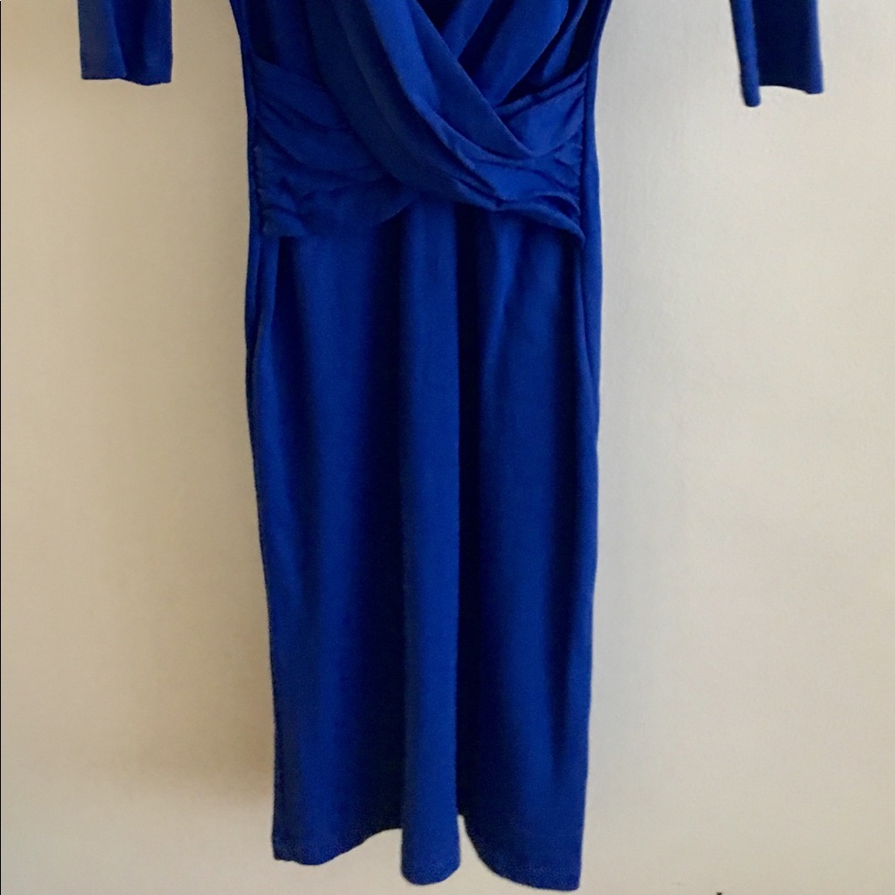 Gown dress - Picture 3 of 5